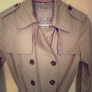 BR Classy Trench Coat
